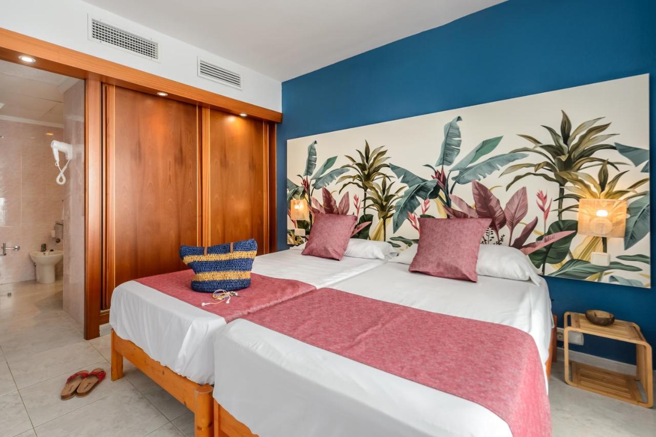 One-Bedroom Apartment Sea View,1318438366:JPEG